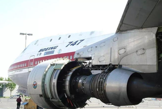 二手飞机发动机退役后，发电搞AI